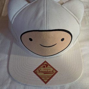 NWT Finn Snapback Hat & Lanyard